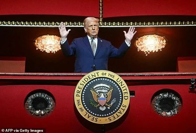 机密大公开？8 万页肯尼迪遇刺案文件公布！