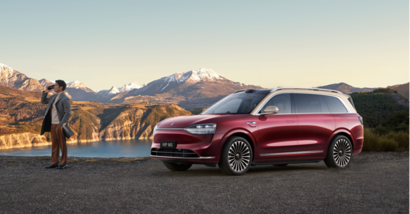 GPT-4o 多模态生图，让整个设计圈开始都 emo 了