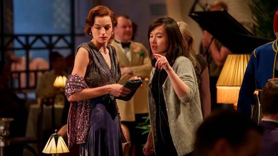 《黑镜》归来爆红,华人女导演入行 6 年,一集封神 《黑镜》归来爆红,华人女导演入行 6 年,一集封神