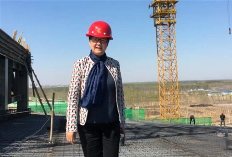 周超男:40 岁创业成为河北女首富,靠抓住 AI 市值破千亿 周超男:40 岁创业成为河北女首富,靠抓住 AI 市值破千亿