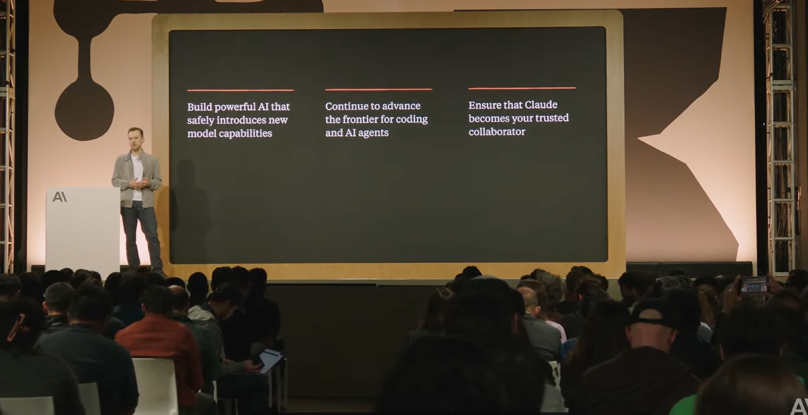 全球最强编码模型 Claude 4 震撼发布：自主编码 7 小时、给出一句指令 30 秒内搞定任务，丝滑无 Bug