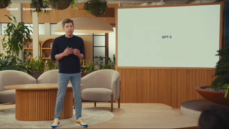 实测 GPT -5：写作坠入谷底，编程一骑绝尘