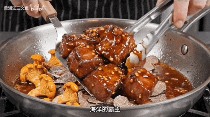 最狠美食综艺：不用真人拍，完全靠 AI，700 万播放背后是 20 万提示词和 1000 条废片