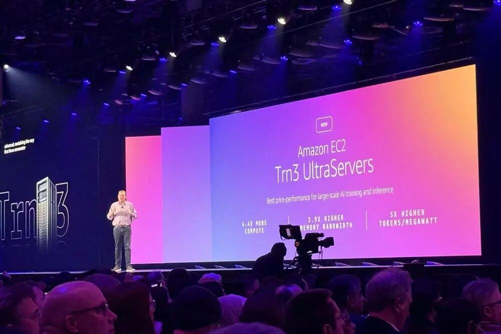 图片[3]-亚马逊杀疯了！连甩十大重磅发布，揭Agent大招、自研芯进展-AI Express News