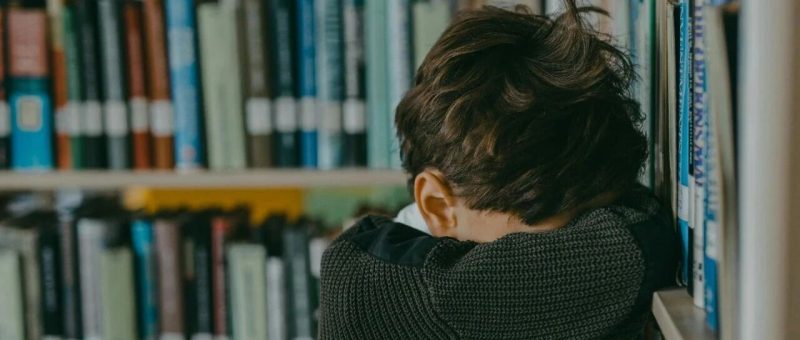 废掉一个大学生最简单的方式：让他沉迷于过“二手生活”-AI Express News