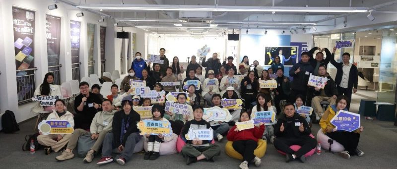 在AI浪潮之下，看见具体的人-AI Express News