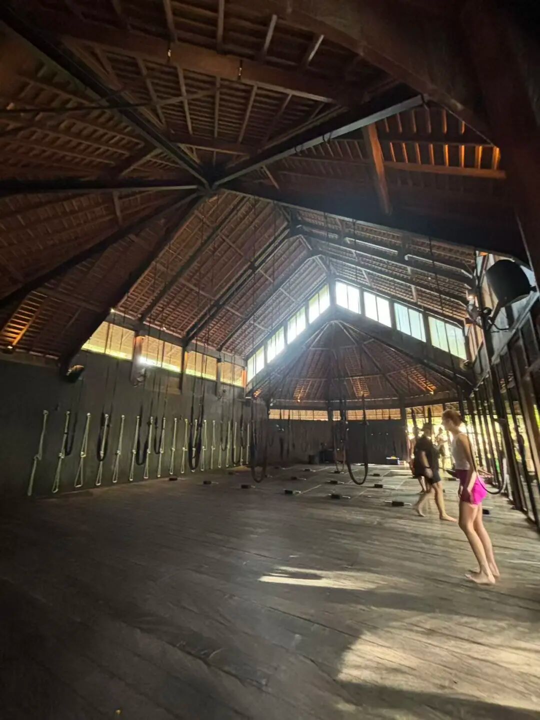 图片[10]-健身房不香了，打工人花800多到巴厘岛上「体校」-AI Express News