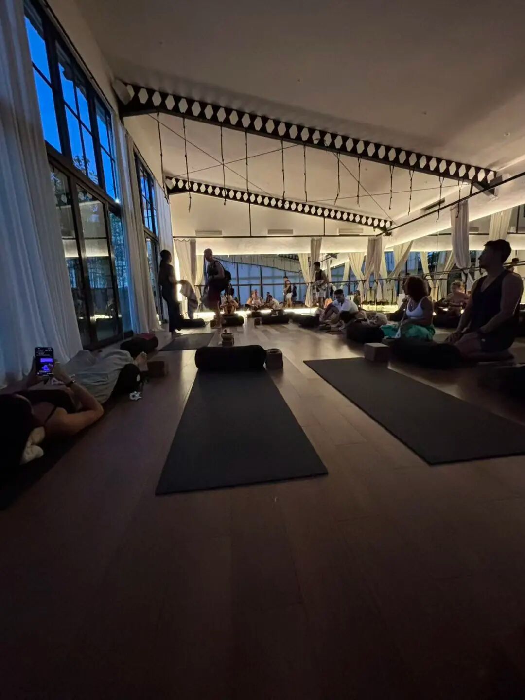 图片[13]-健身房不香了，打工人花800多到巴厘岛上「体校」-AI Express News