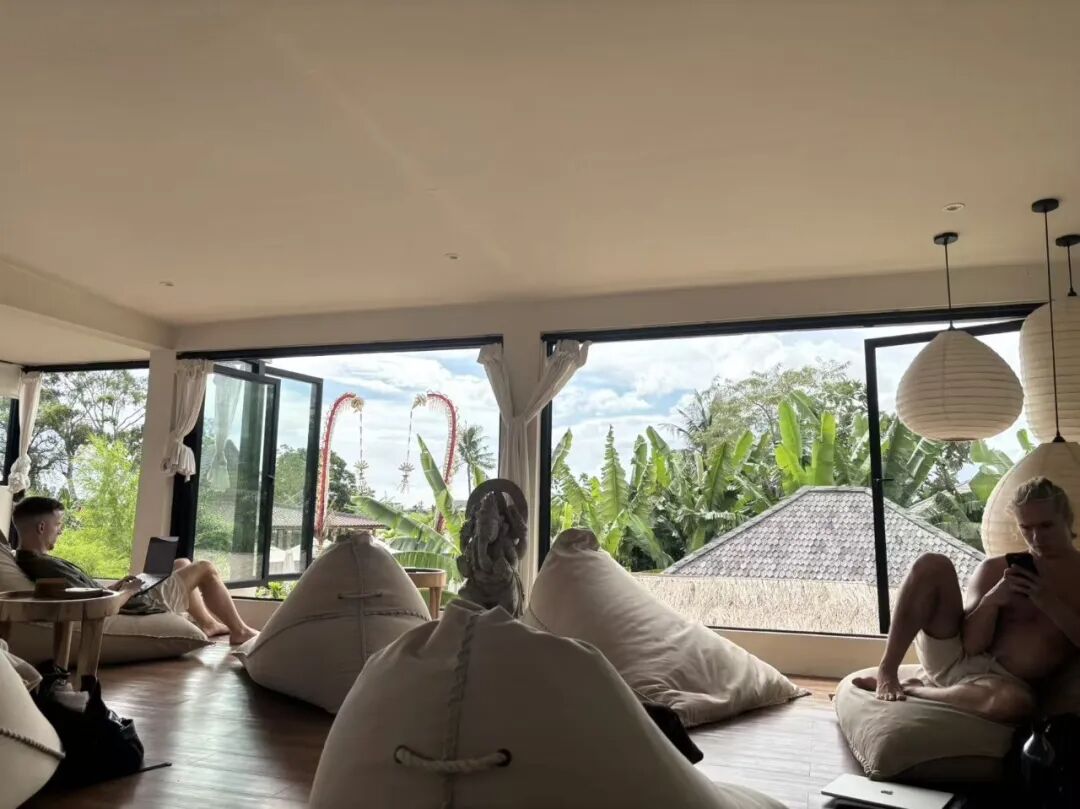 图片[15]-健身房不香了，打工人花800多到巴厘岛上「体校」-AI Express News