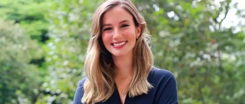 她取代华裔天才成为最年轻女亿万富豪，曾是芭蕾舞者，颜值超高智商更高……-AI Express News