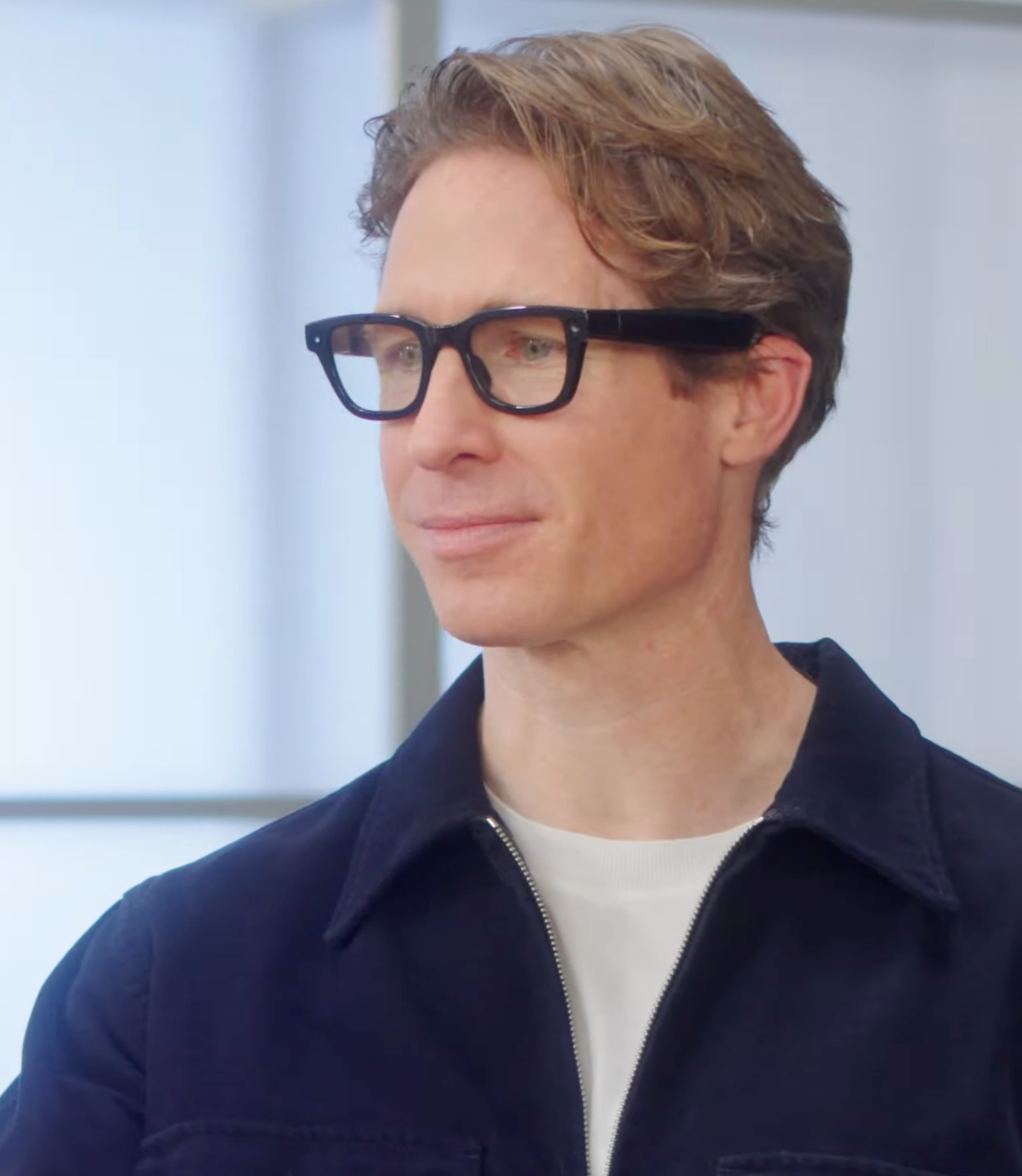 图片[1]-Google 眼镜杀回来了！最强 AI 上头，两大潮牌站台，还有一款中国造-AI Express News