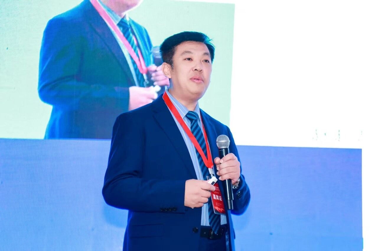 图片[11]-现场报道 | AI融智推动职业教育高质量发展论坛暨第三届职业院校人工智能学院院长（系主任）会议在云南腾冲成功举办-AI Express News