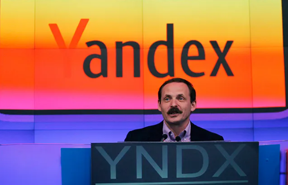 图片[4]-60岁俄罗斯大叔靠给AI盖房赚翻了！斩获微软1400亿大单-AI Express News