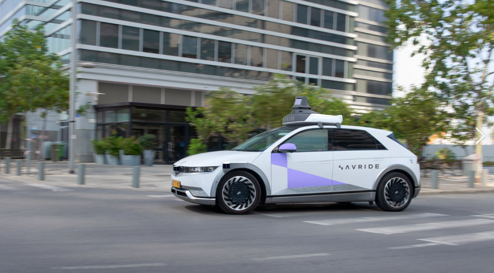 图片[11]-60岁俄罗斯大叔靠给AI盖房赚翻了！斩获微软1400亿大单-AI Express News