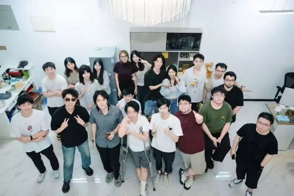 图片[3]-3位武大00后，融资数千万，要做智能体的“3D打印机”-AI Express News