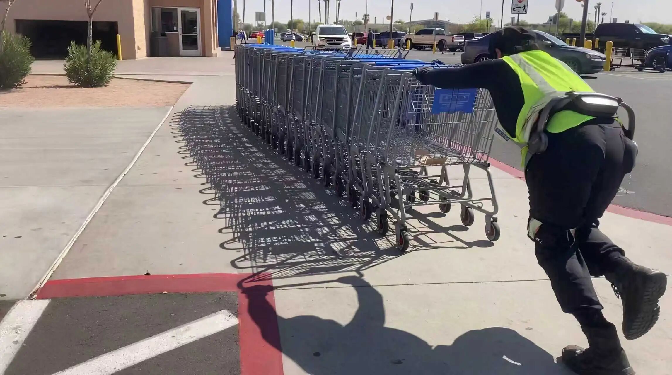 图片[8]-偏科极客、死亡焦虑，第一个消费级外骨骼的诞生-AI Express News