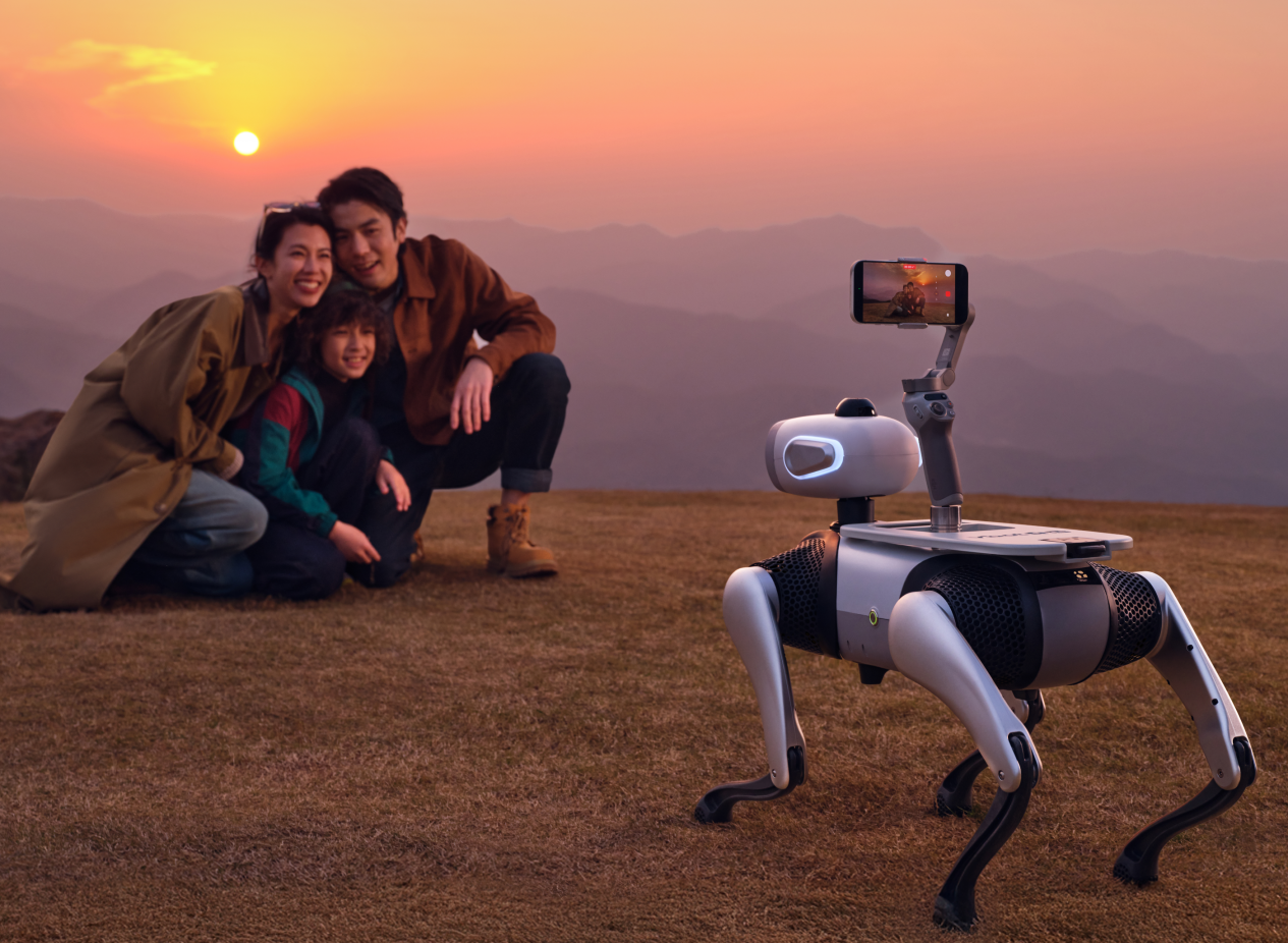 图片[1]-52 分钟订单破千，5 小时登上热搜，Vbot 用一只机器狗开启具身智能元年-AI Express News