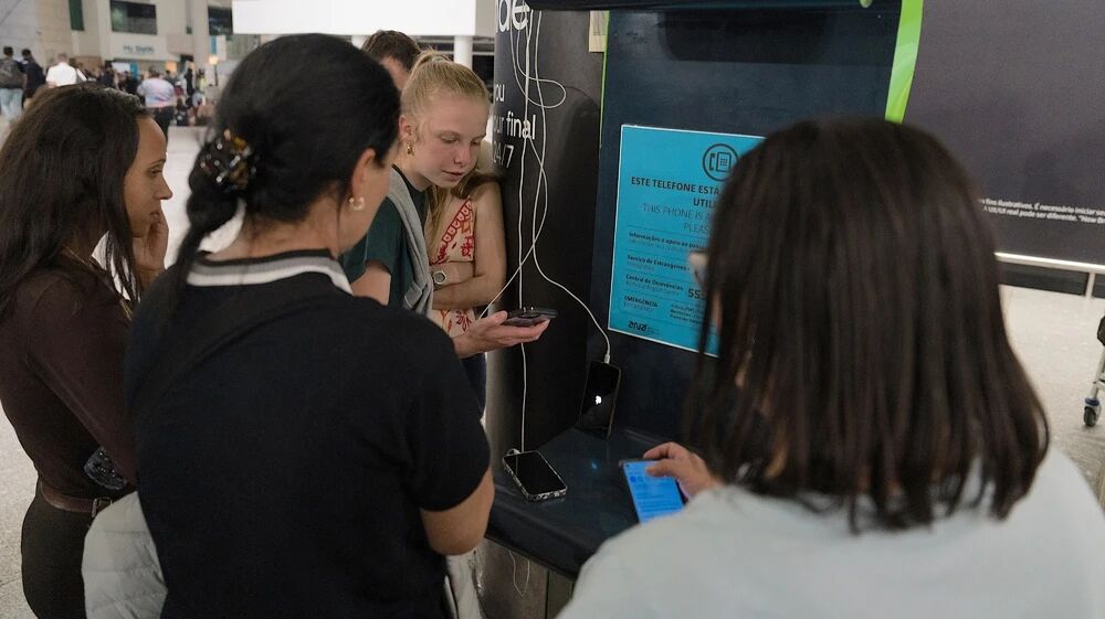 图片[1]-欧盟用一根USB-C数据线，亲手封死了未来十年的科技可能性？-AI Express News