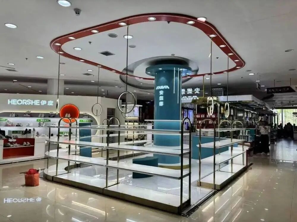 图片[5]-县城“女强人”三件套：离婚、美业、搞传销-AI Express News