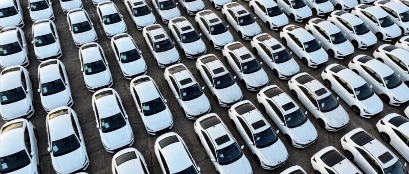 车企2026谁家强？我们列出了13家看好与“欠佳”-AI Express News