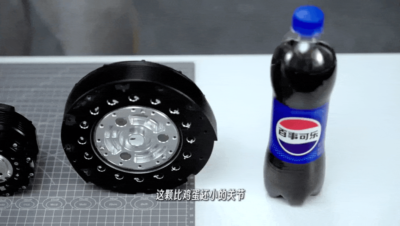 图片[7]-跨年惊喜！稚晖君刚刚发布最新人形机器人：背包级体积，猫娘级可爱-AI Express News