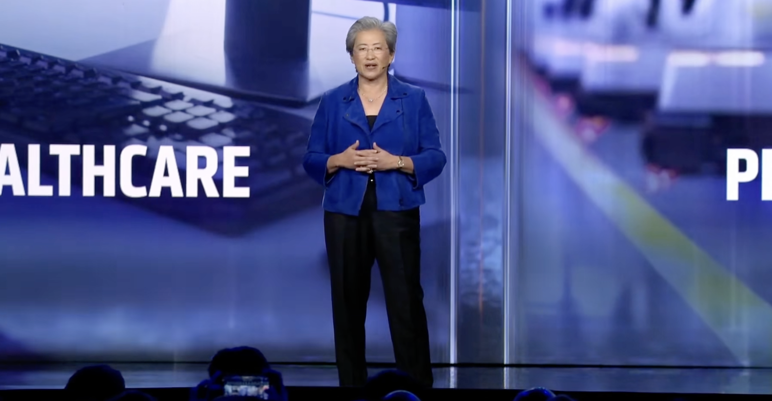 图片[1]-苏妈和李飞飞炸场CES！AMD AI全栈野心显露：从云端到个人PC，AI芯片性能四年要飙1000倍-AI Express News