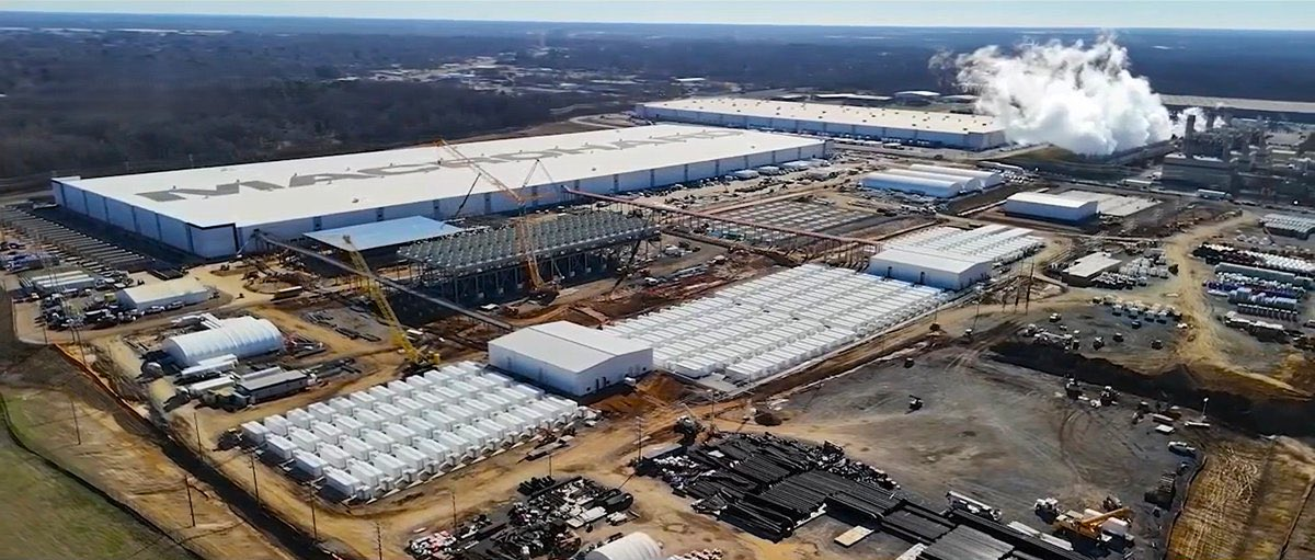 图片[12]-老黄亲自打钱！马斯克一夜狂融1400亿，百万GPU豪赌AGI终局-AI Express News