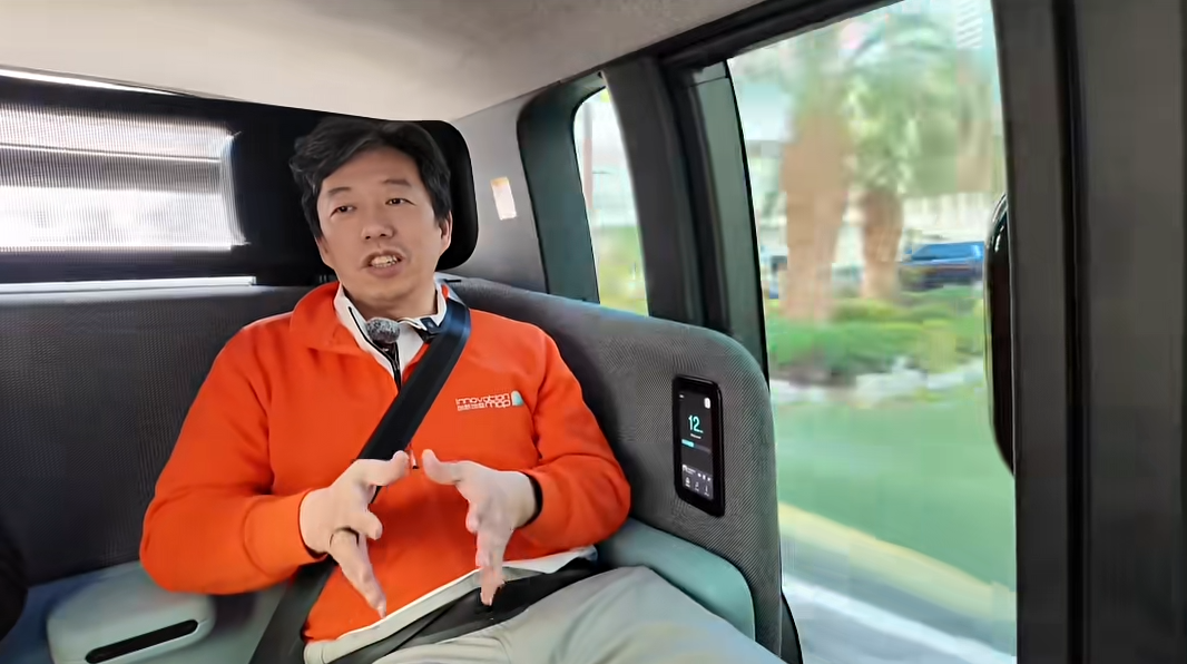 图片[2]-放弃黄仁勋演讲，却排队一小时体验Zoox！但这一趟，值了！-AI Express News