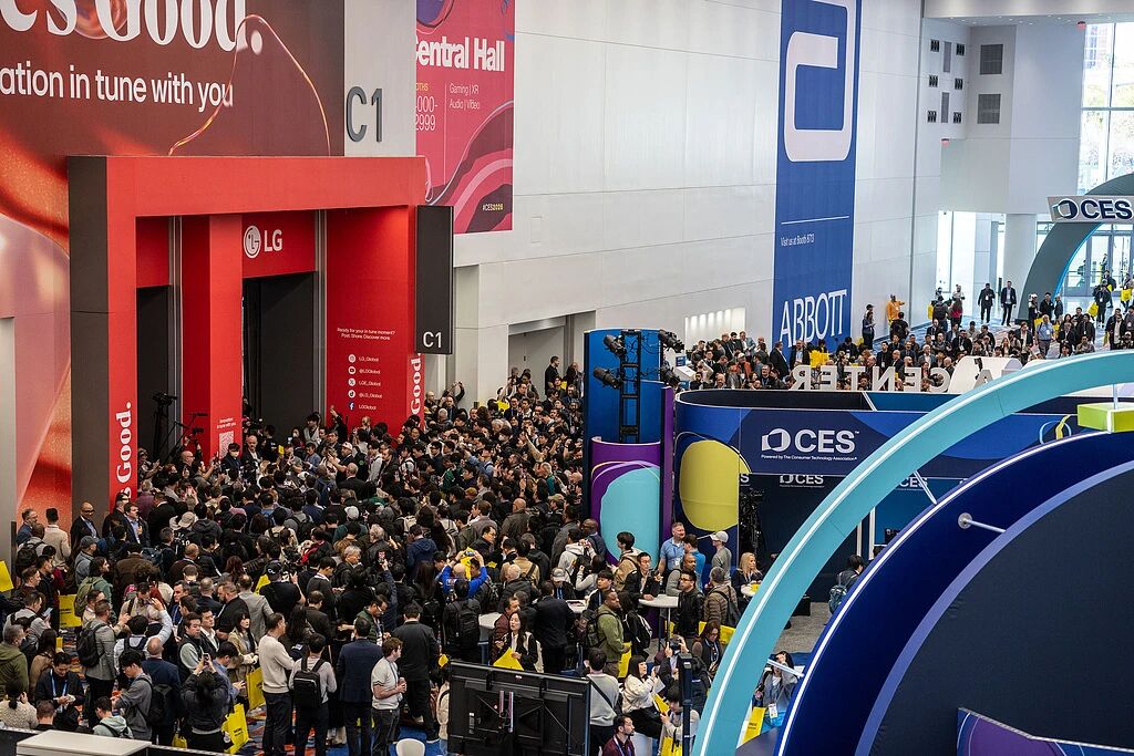 图片[10]-直击CES：“AI正急切地走出屏幕”-AI Express News