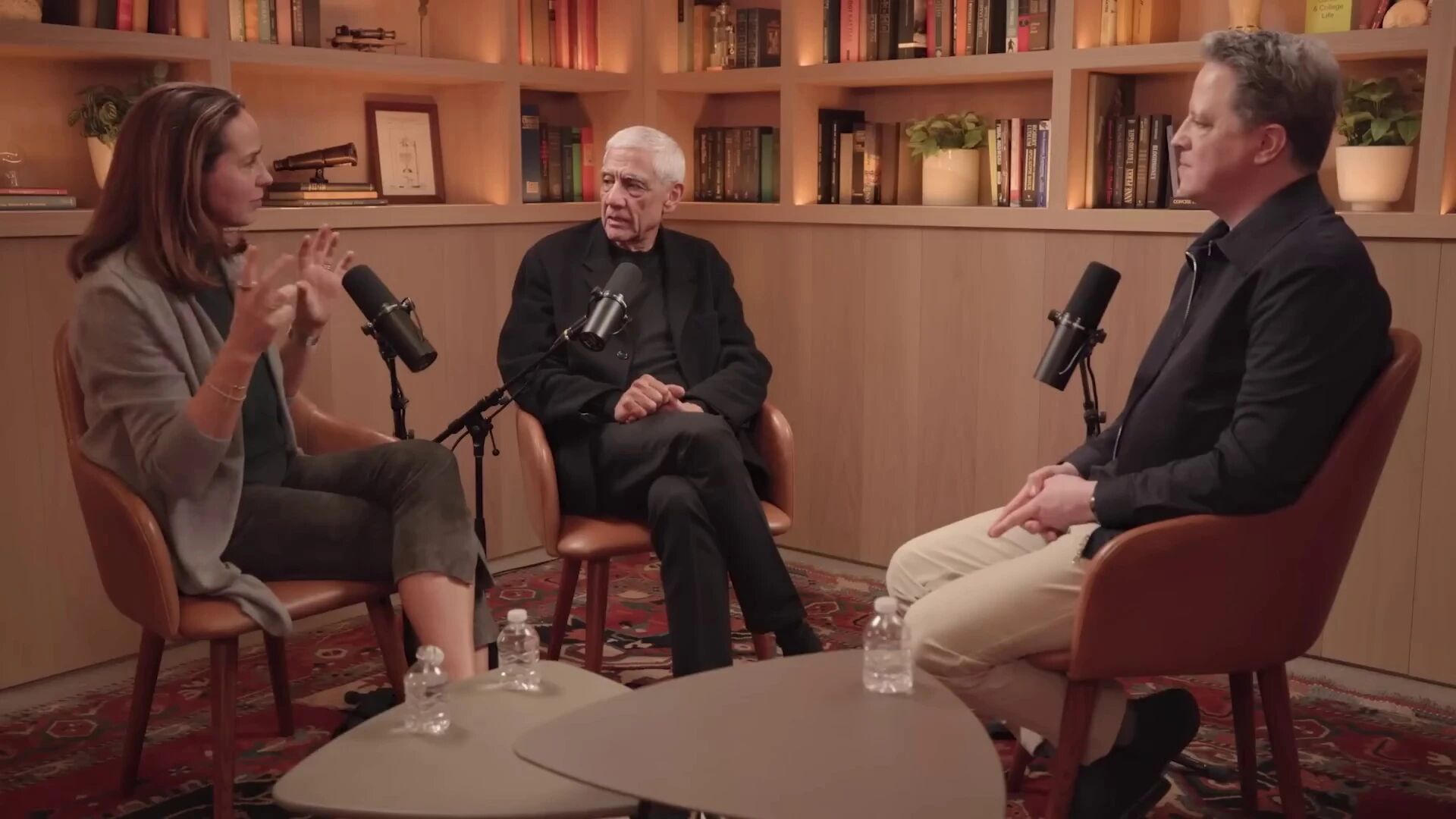 图片[7]-OpenAI CFO 与 Khosla Ventures 创始人：AI没有泡沫，收入增长和算力投资强相关，消费者普及带动企业应用-AI Express News