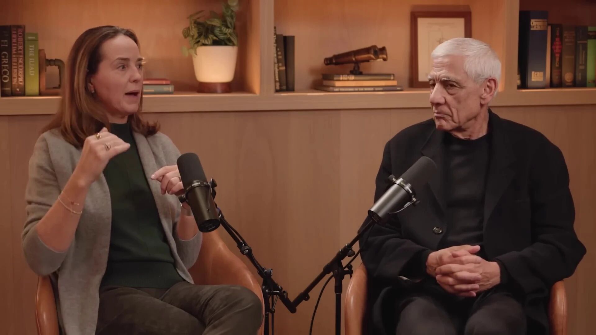 图片[12]-OpenAI CFO 与 Khosla Ventures 创始人：AI没有泡沫，收入增长和算力投资强相关，消费者普及带动企业应用-AI Express News