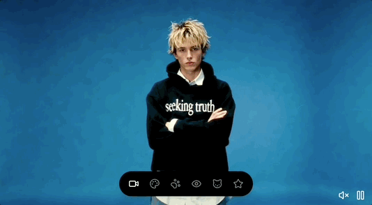 图片[13]-马斯克视频生成模型首次交卷！电影级运镜+音效，免费可玩-AI Express News