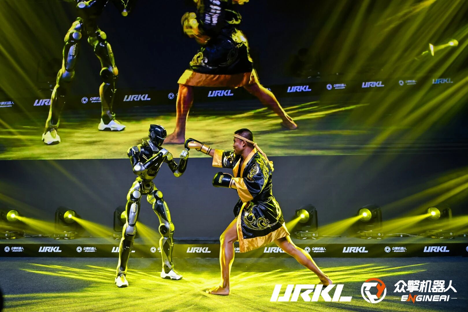 图片[12]-十公斤纯金冠军腰带，价值千万！全球首个人形机器人格斗联赛 URKL 重磅启幕-AI Express News