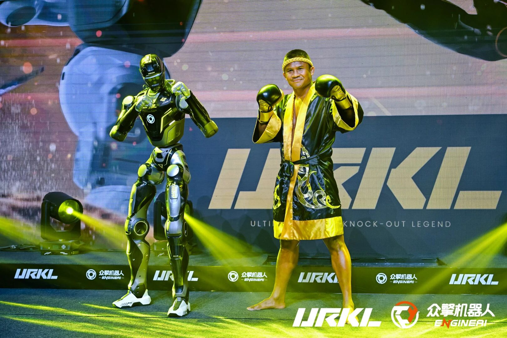 图片[14]-十公斤纯金冠军腰带，价值千万！全球首个人形机器人格斗联赛 URKL 重磅启幕-AI Express News