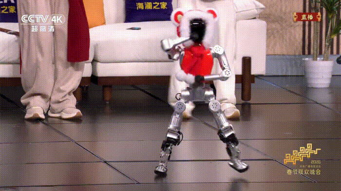 图片[33]-春晚黑科技曝光！30天造出「奶奶」脸，万元级人形机器人杀入客厅-AI Express News