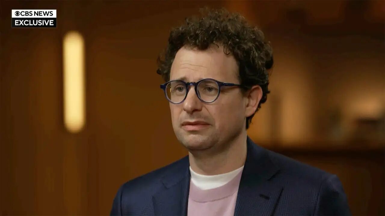 图片[24]-Claude被特朗普封杀24小时登顶App Store，CEO含泪首发声！-AI Express News