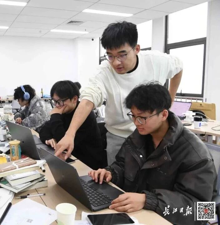 图片[5]-武汉正大量出现！老总全是“00后”-AI Express News