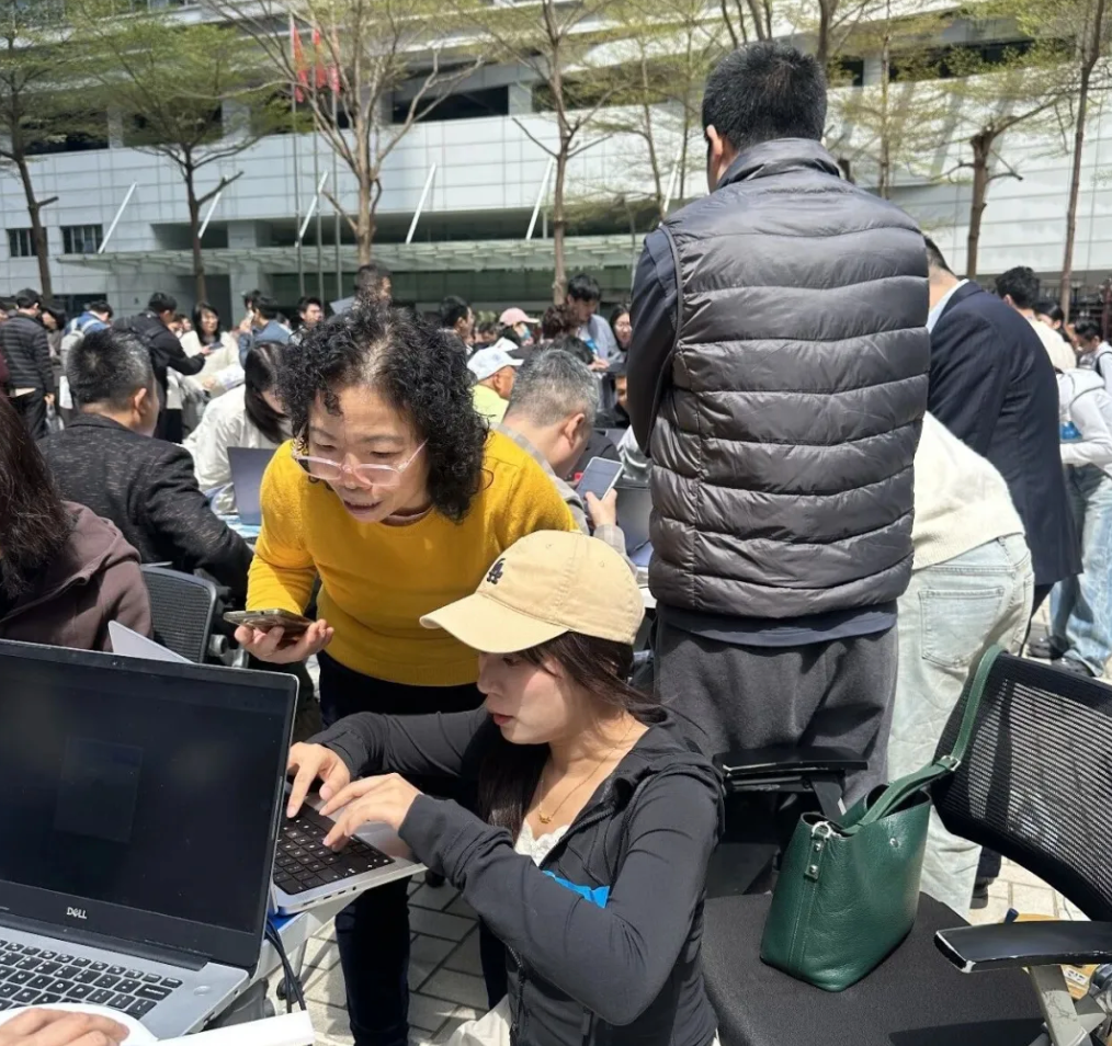 图片[7]-火爆！13家科技大厂抢着养龙虾，腾讯版“小龙虾”、字节版Moltbook全来了-AI Express News