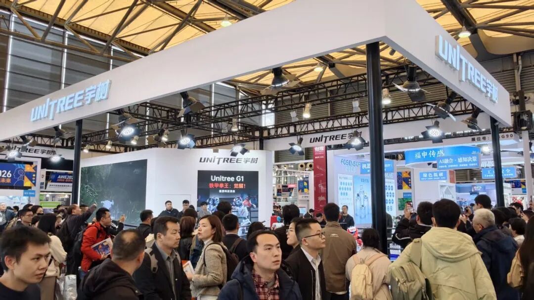 图片[32]-暴走两万步逛遍中国版CES！AI养龙虾、人形机器人火爆，追觅手机上手-AI Express News