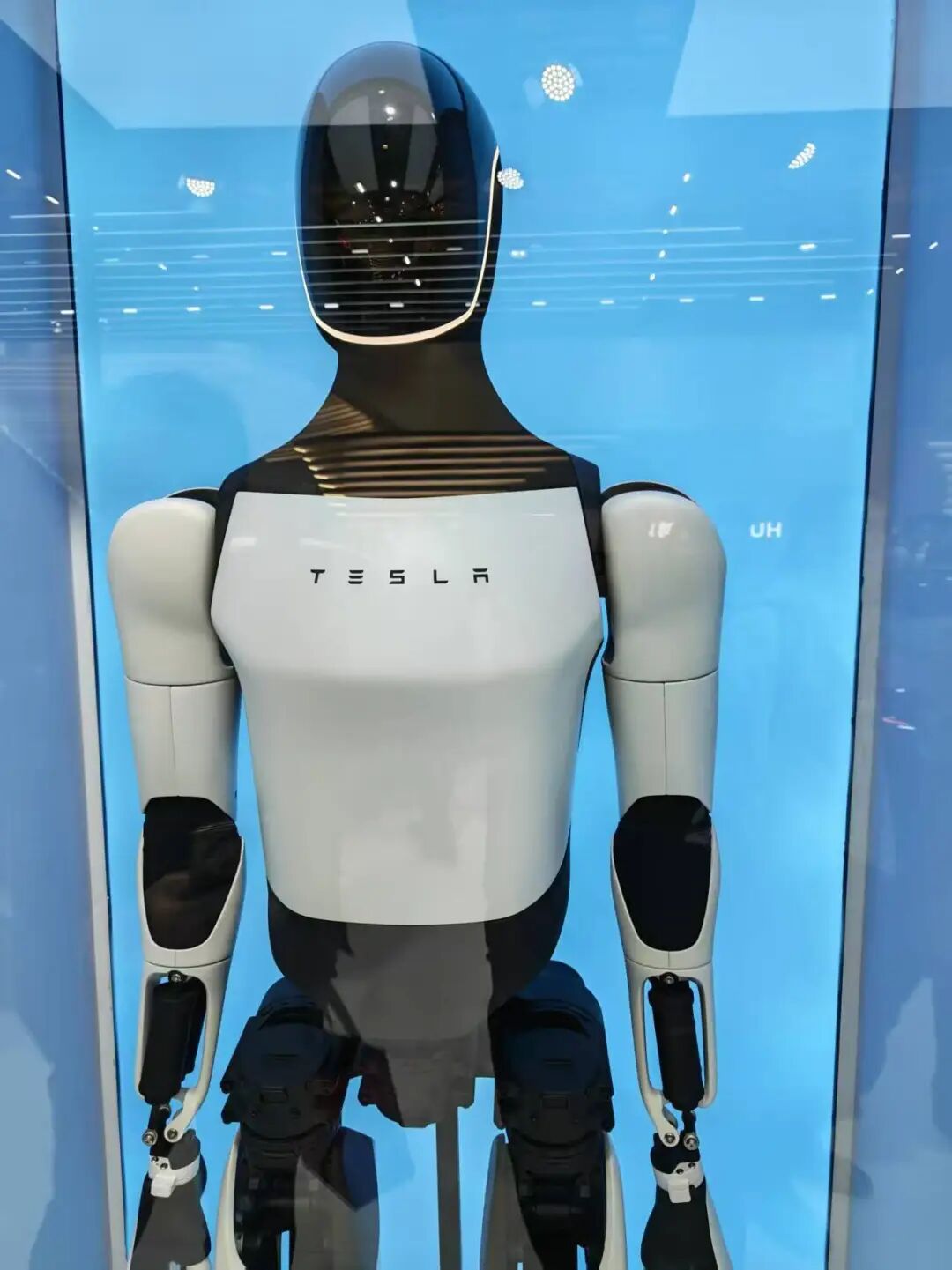 图片[37]-暴走两万步逛遍中国版CES！AI养龙虾、人形机器人火爆，追觅手机上手-AI Express News