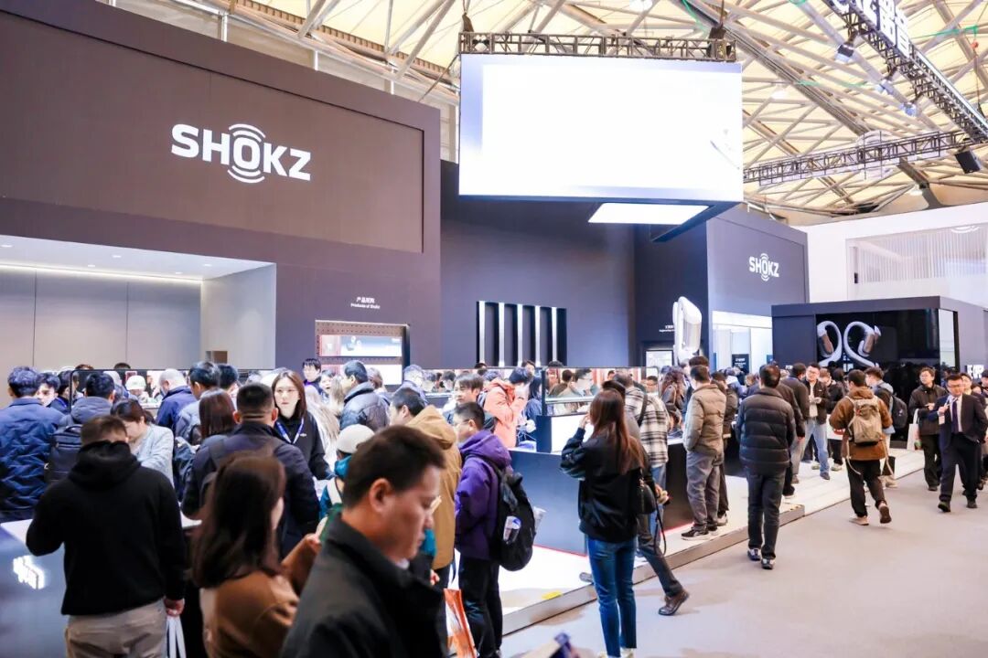 图片[39]-暴走两万步逛遍中国版CES！AI养龙虾、人形机器人火爆，追觅手机上手-AI Express News