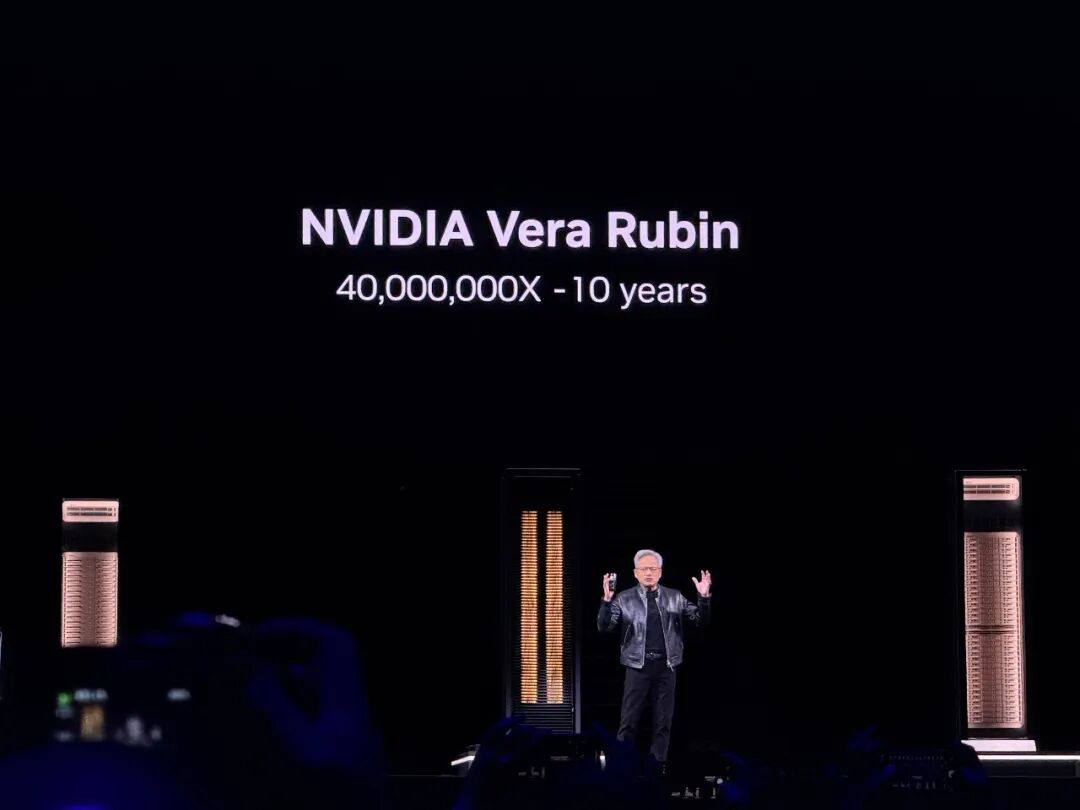 图片[12]-到明年赚它1万亿美元！黄仁勋撂狠话，英伟达龙虾轰动全场，Groq新芯片首发-AI Express News