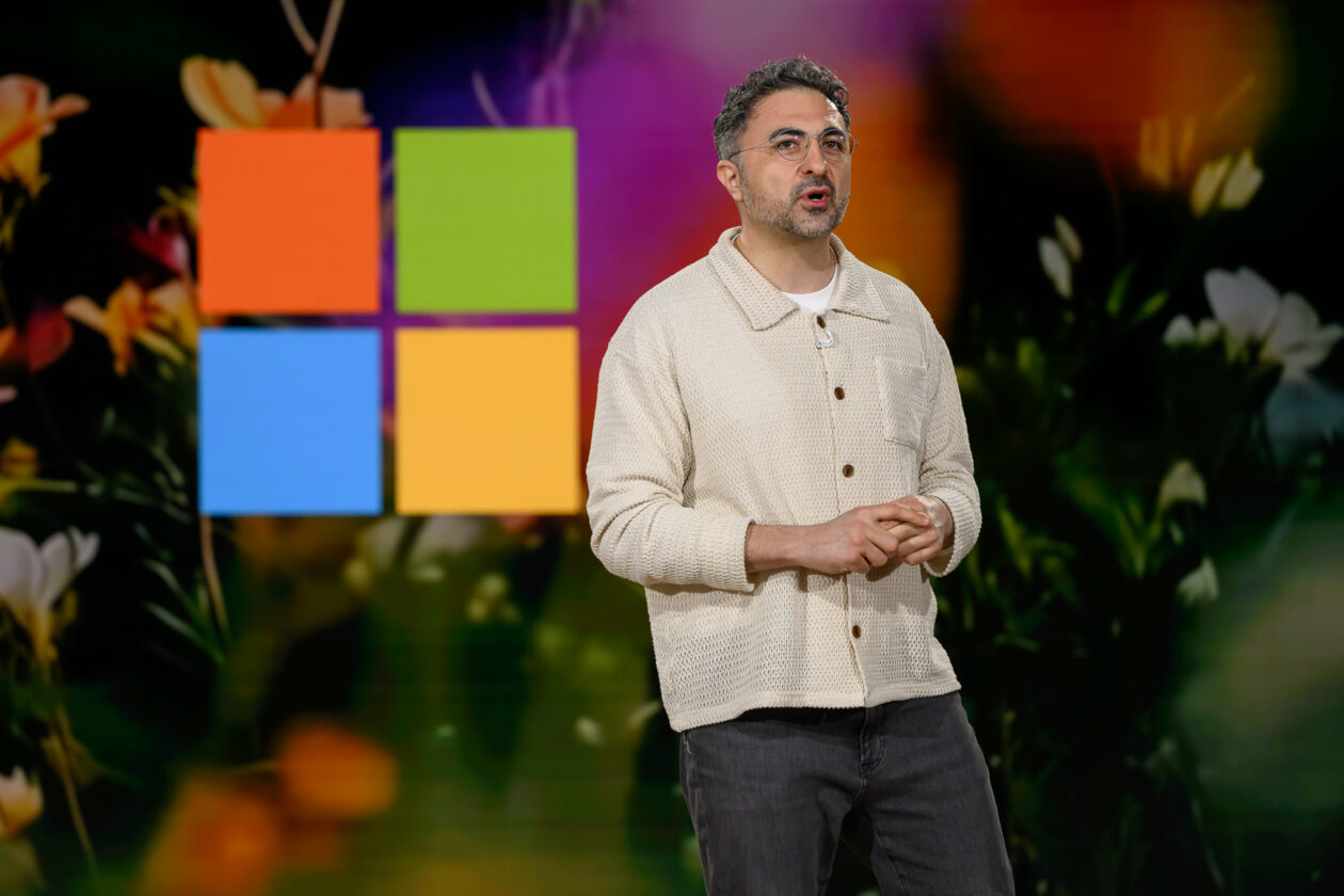图片[15]-烧掉724亿，纳德拉挥刀重组Copilot-AI Express News