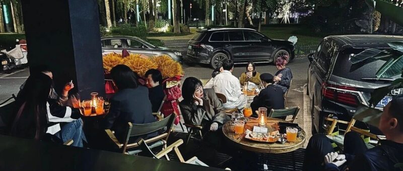 爆发式增长的县城小酒馆里,“炒粉卖得比鸡尾酒好”-AI Express News