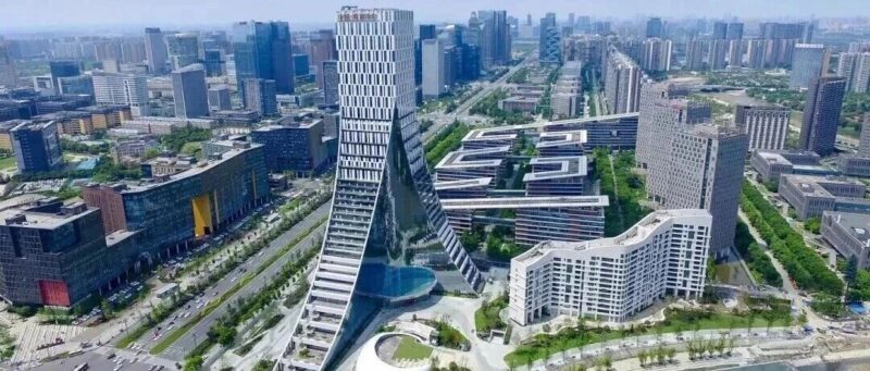 从试探到总攻：成都OPC新政正式落地，学历暴政终结与Token补贴时代开启-AI Express News