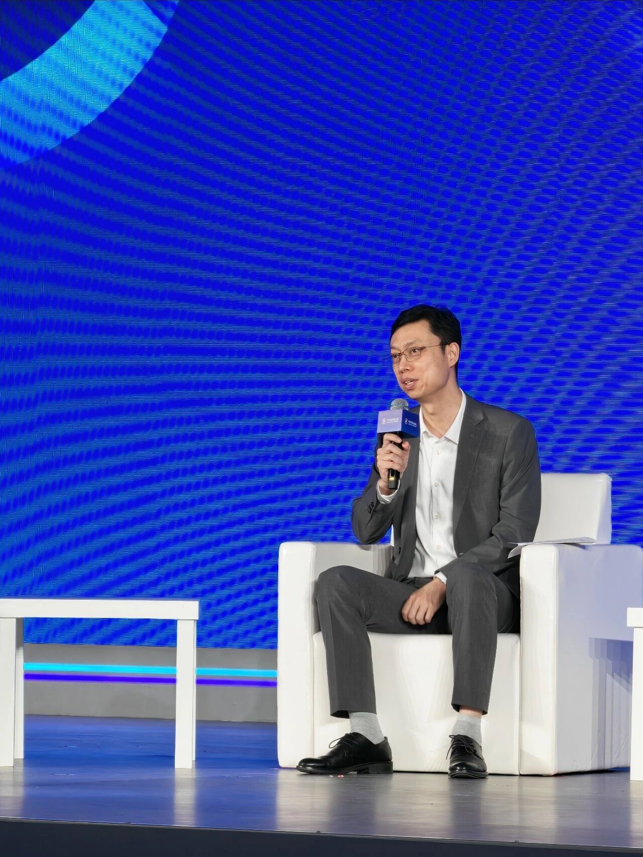 图片[3]-杨植麟、张鹏、罗福莉等人，把迄今为止的 AI 热点都聊透了-AI Express News