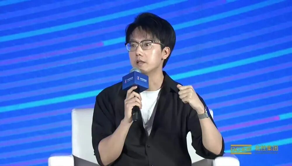 图片[8]-杨植麟主持、罗福莉张鹏抛干货，这场“龙虾局”把AI未来聊透了-AI Express News