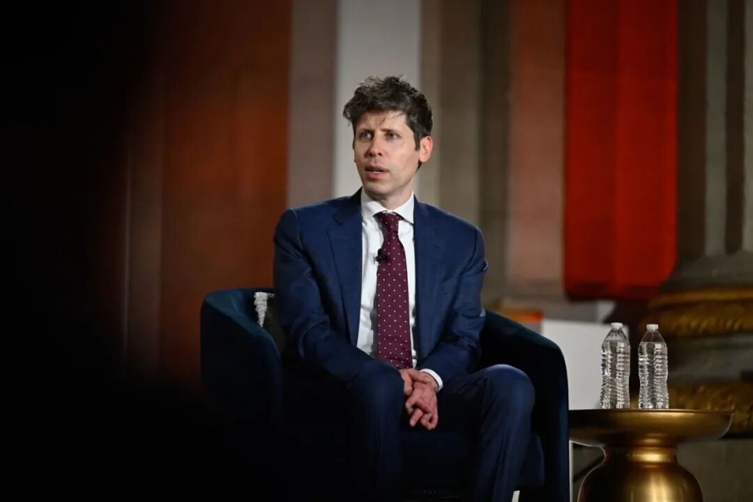 图片[7]-苹果国行AI凌晨突发上线后被撤下/雷军亲自官宣招募AI人才/6999起，vivo X300 Ultra正式发布-AI Express News