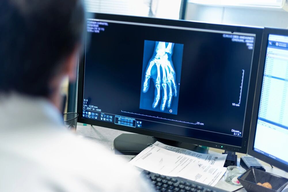 图片[3]-上市首日大涨111%！智谱MiniMax之后，德适交出大模型商业化最硬核答卷-AI Express News