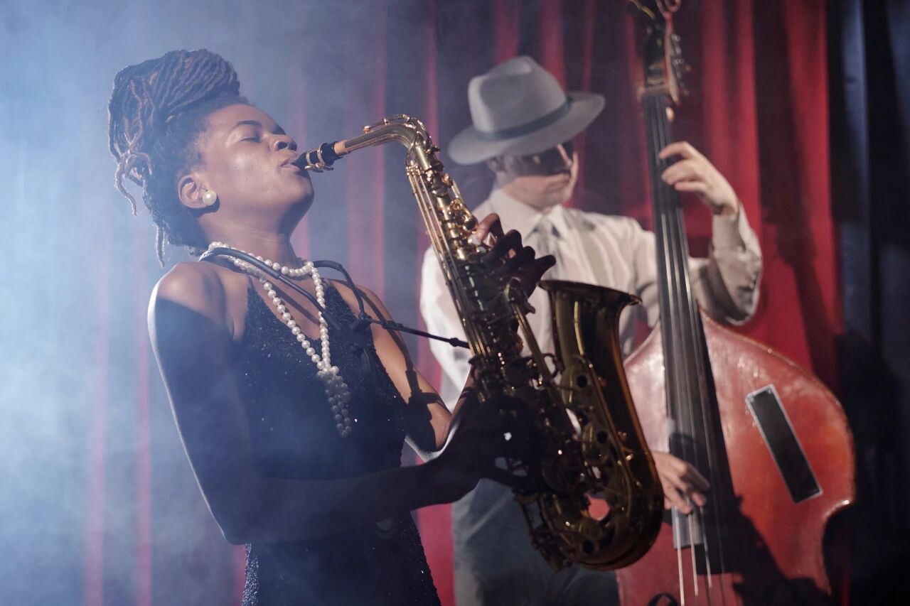 图片[2]-Sora向左，阿里向右：全能演技派模型登场千问APP-AI Express News